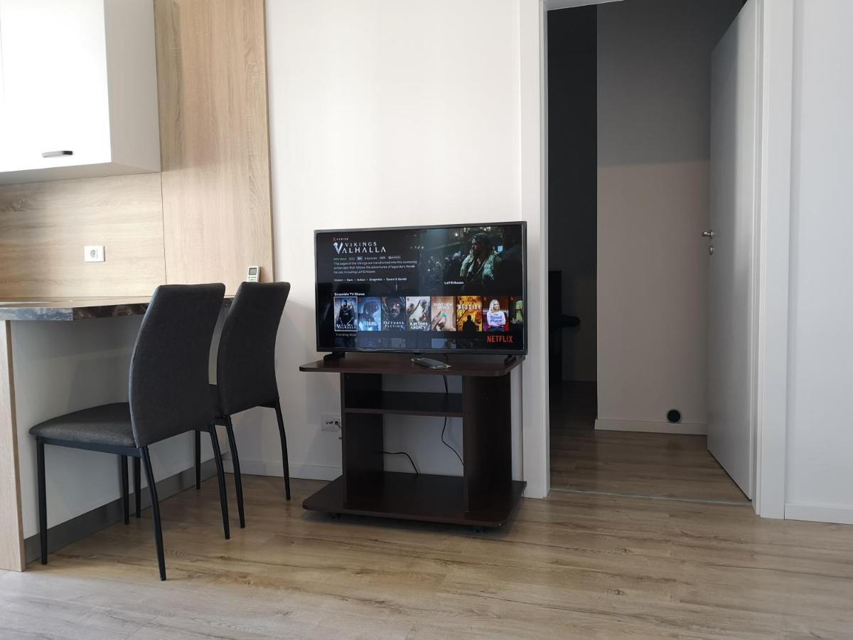 Ared-Atrium Mall Chrysflatty3 Premium Apartment 60Mp 아라드 외부 사진